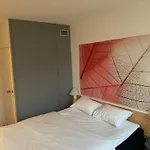 Hotel Ibis 2*