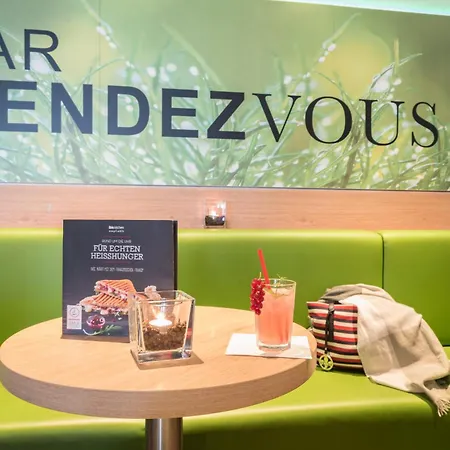 Ξενοδοχείο Ibis Κόμπλεντς